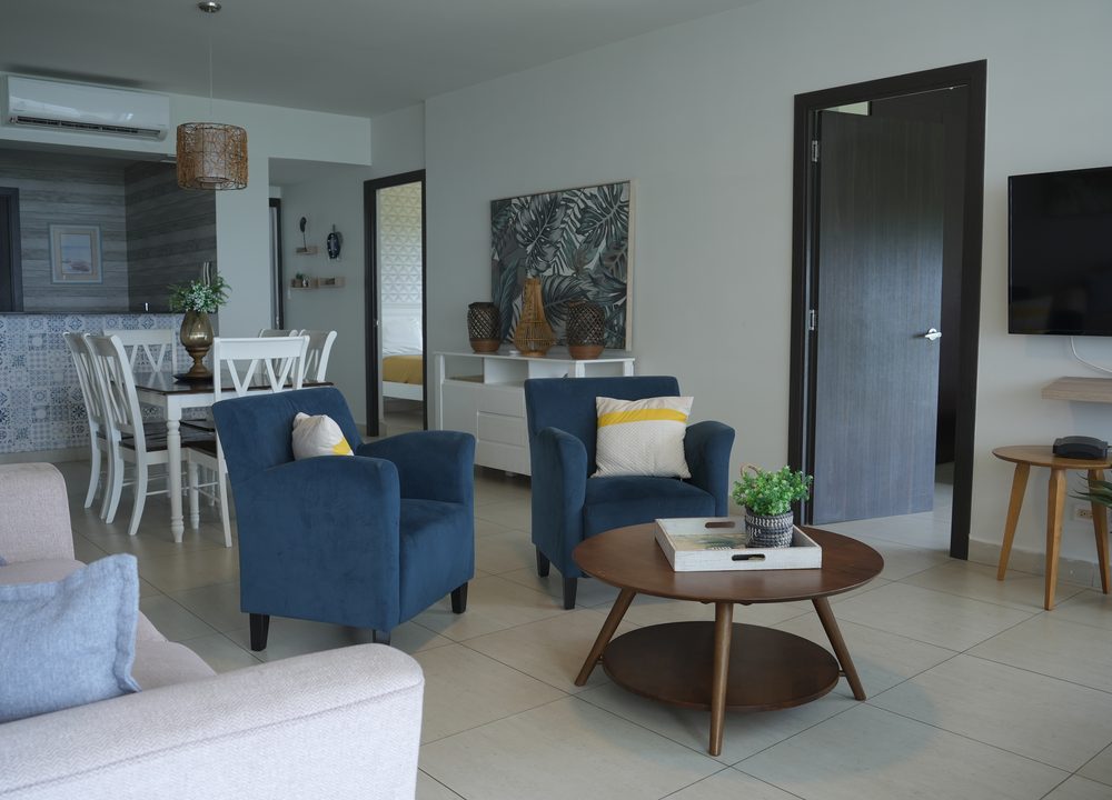 Interior de villa y penthouse exclusivo frente al mar en Playa Blanca, Panamá